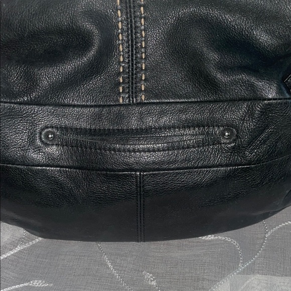 b. makowsky Elegant Black Crossbody Bag - Picture 4 of 9